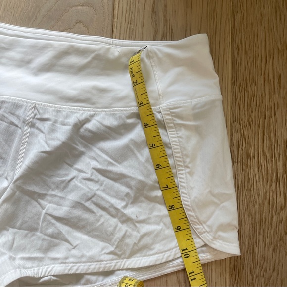 Lululemon shorts - Picture 5 of 6